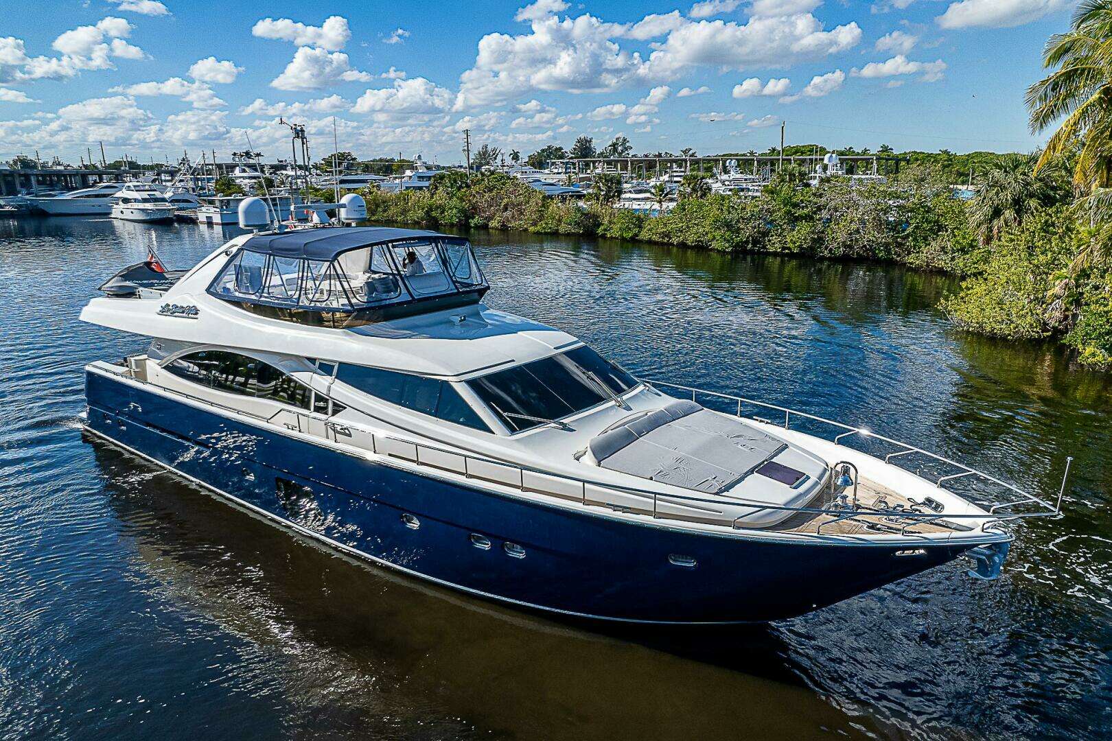 2006 Ferretti Yachts 830 - Image 2