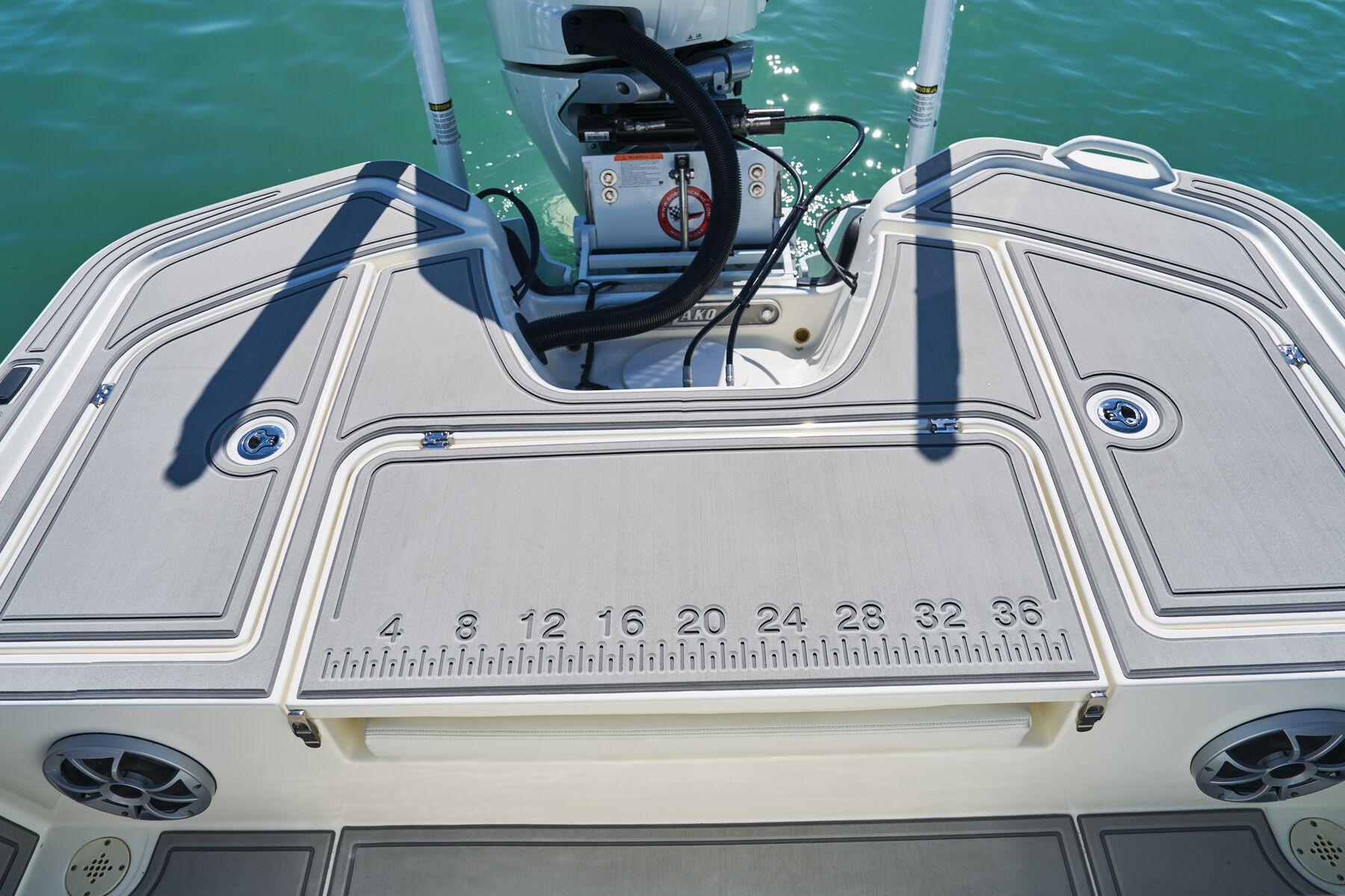 2025 Mako 24 APEX - 34