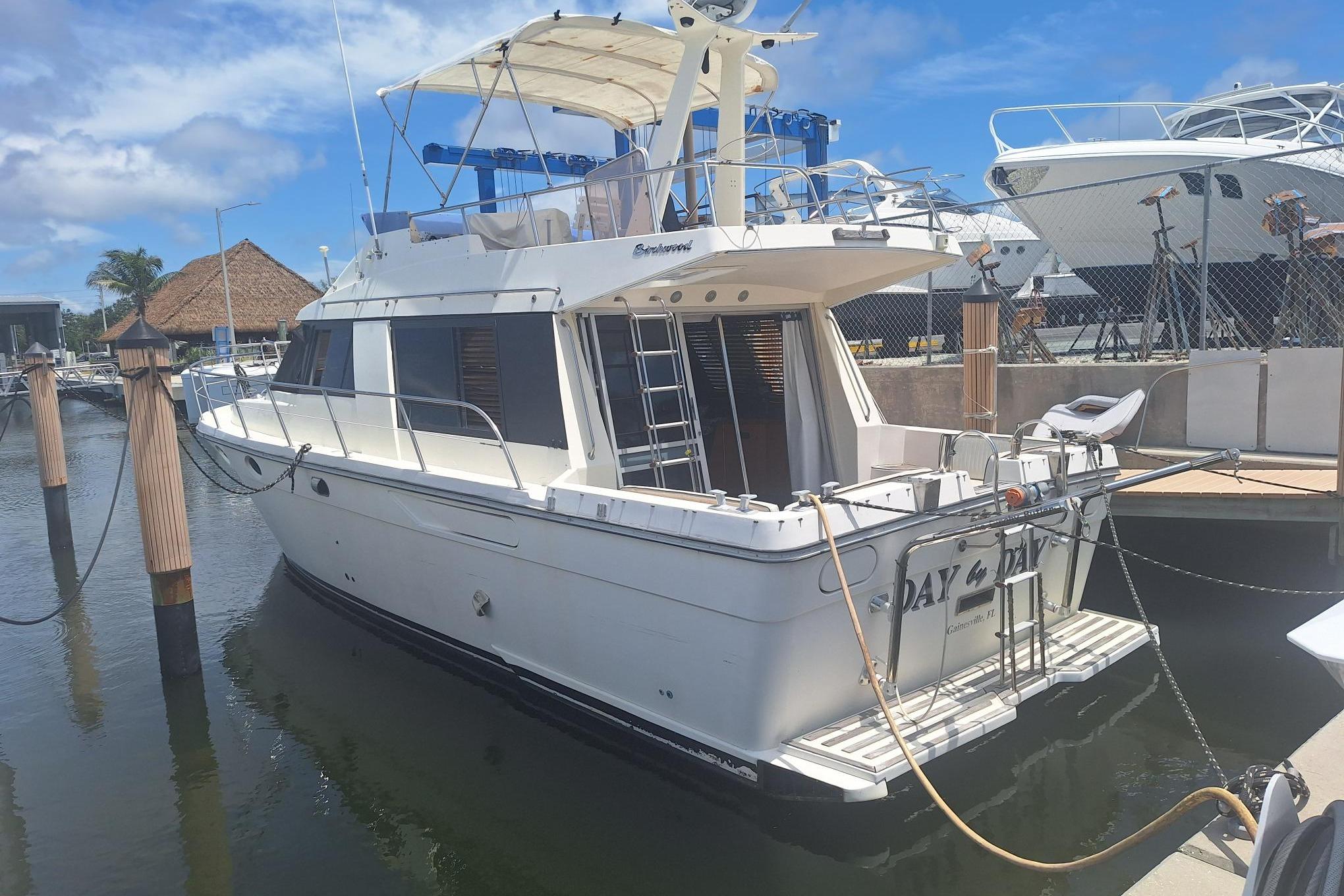 1988 Birchwood 44TS