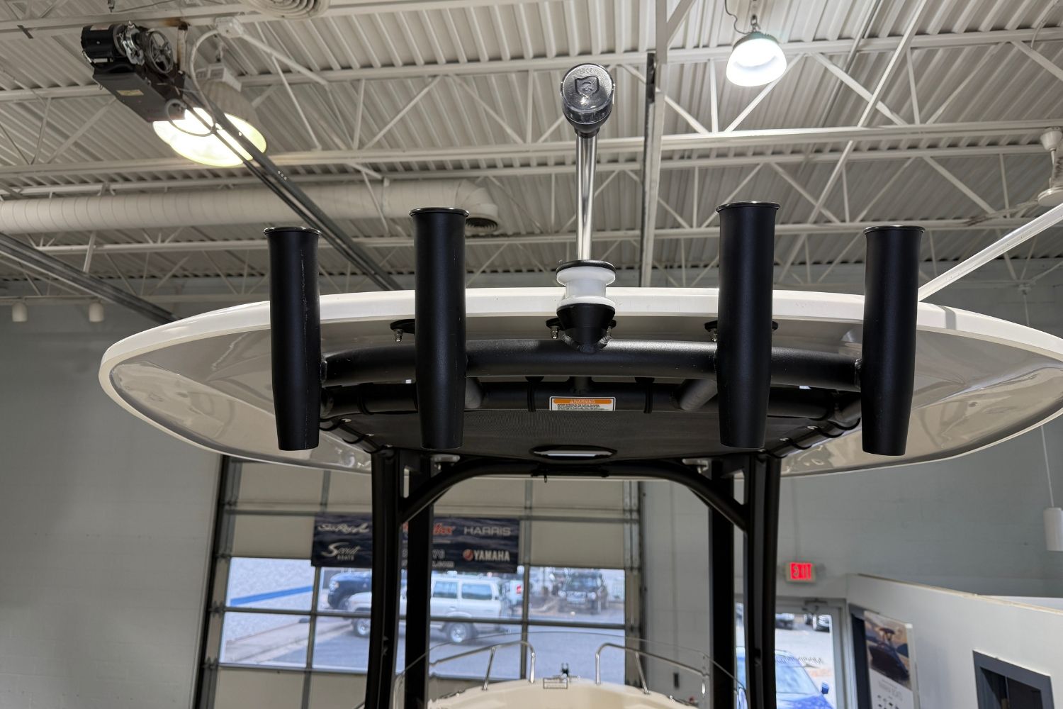2026 Boston Whaler 250 Dauntless - 16