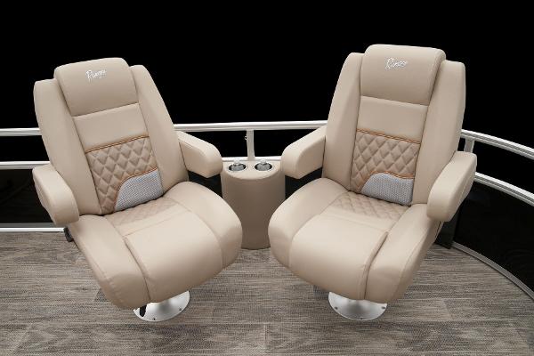 2024 Ranger Reata 220FC - 21