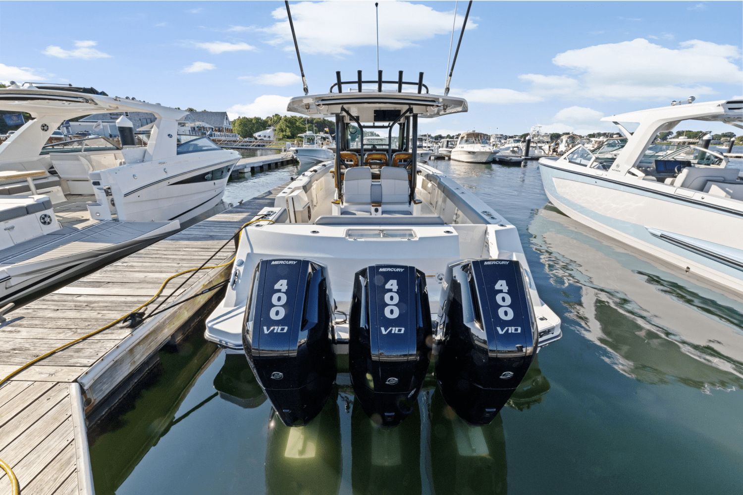 2025 Boston Whaler 360 Outrage - 8