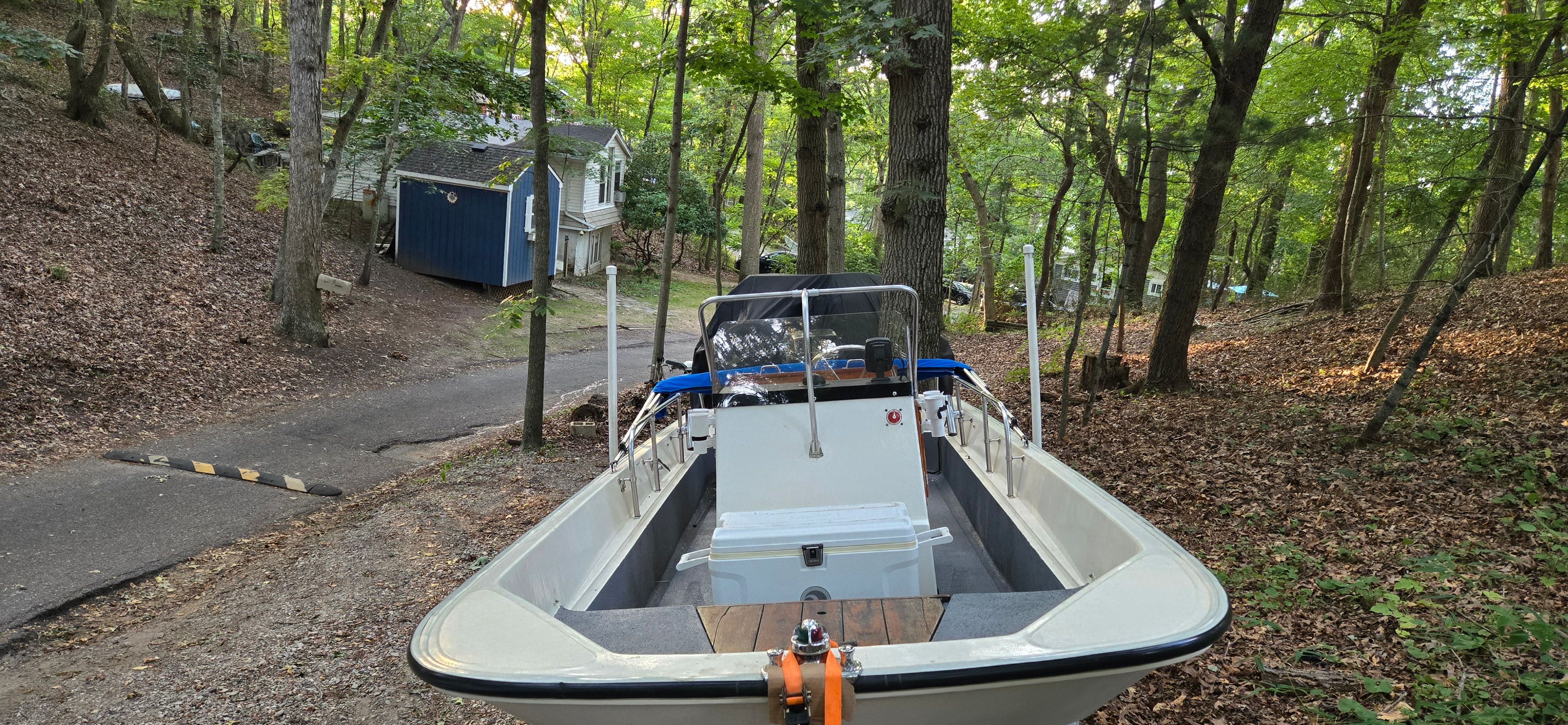 1981 Boston Whaler Montauk - 6