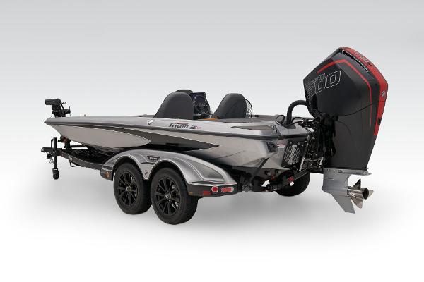 2026 Triton 21XP Patriot - 11
