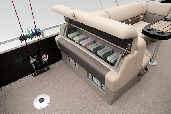 2025 Sun Tracker SportFish 20 DLX - 40