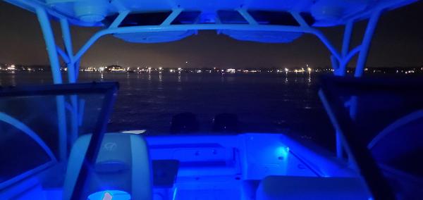 2015 Sailfish 275 DC - 12