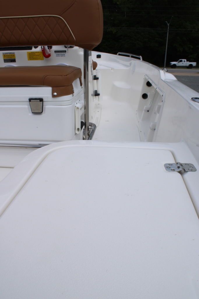 2026 Key West 1720 Center Console - 17