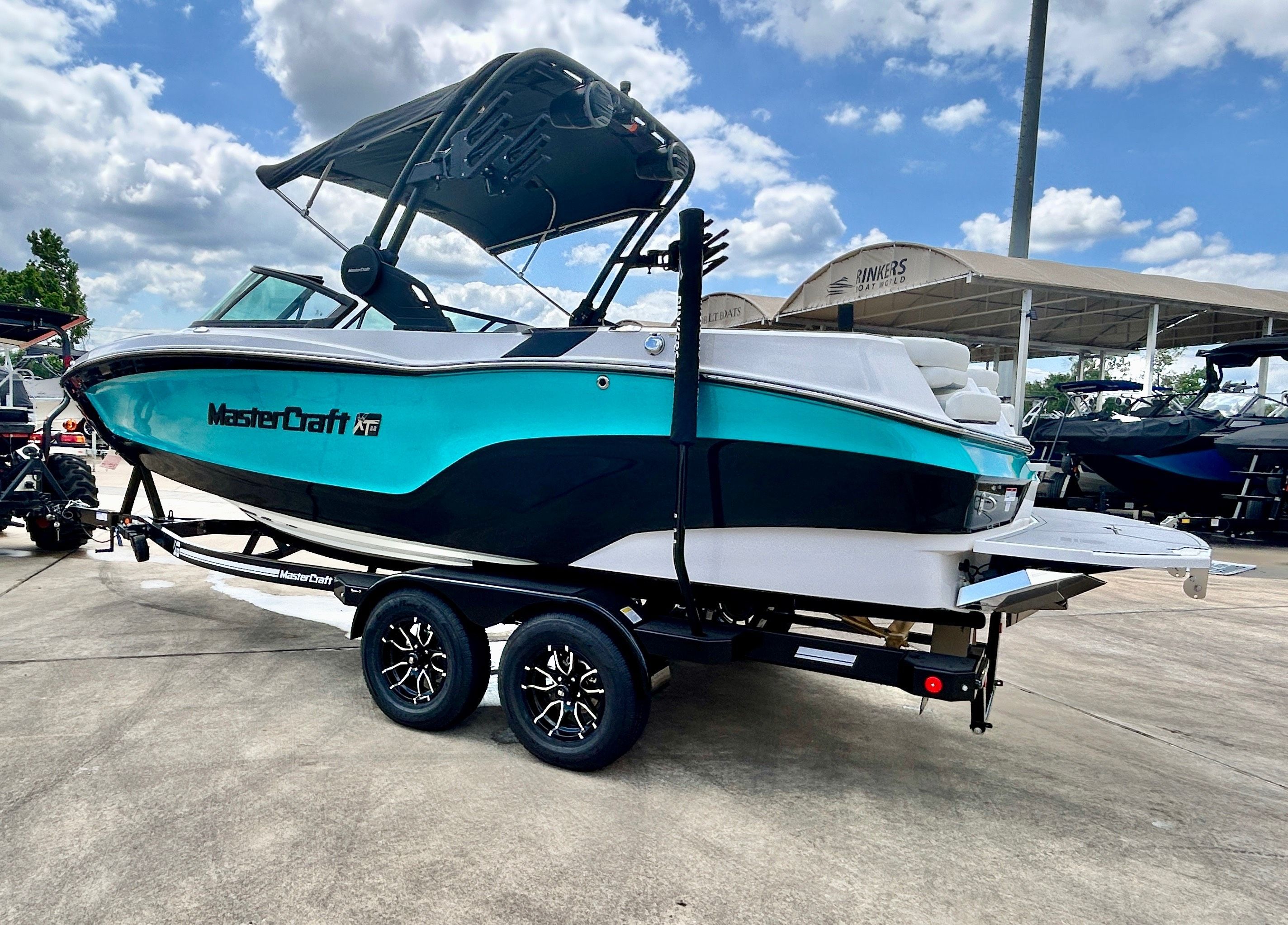 2026 MasterCraft XT22 - 9