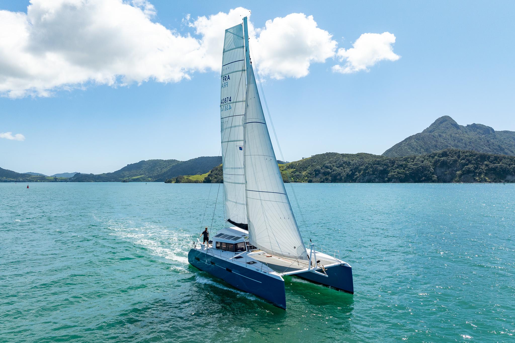 2015 Catamaran Mcat 52
