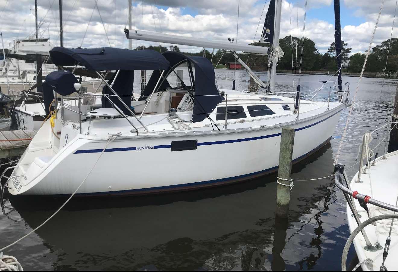1988 Hunter 30