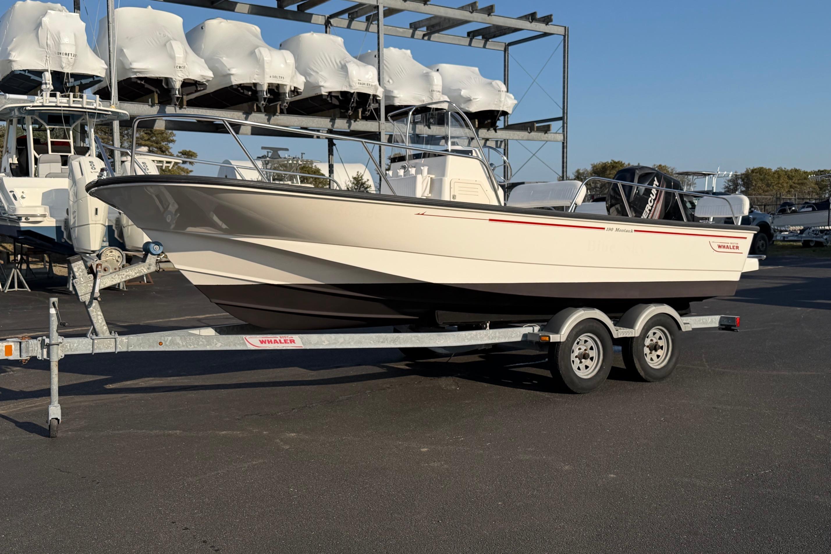 2014 Boston Whaler 190 Montauk