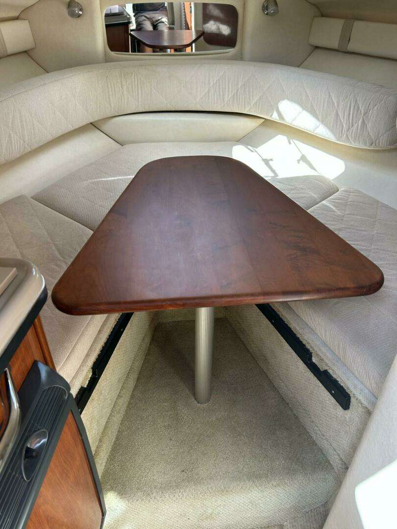 2007 Sea Ray 240 Sundancer - Image 6