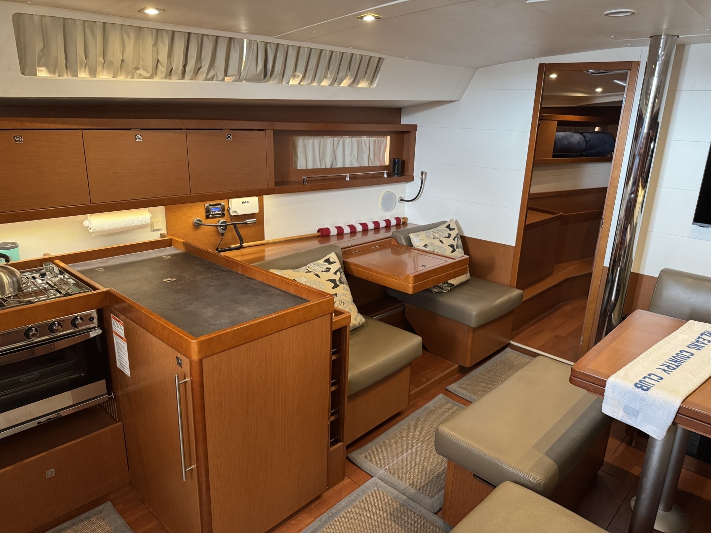 2017 Beneteau Oceanis 45 - Image 54