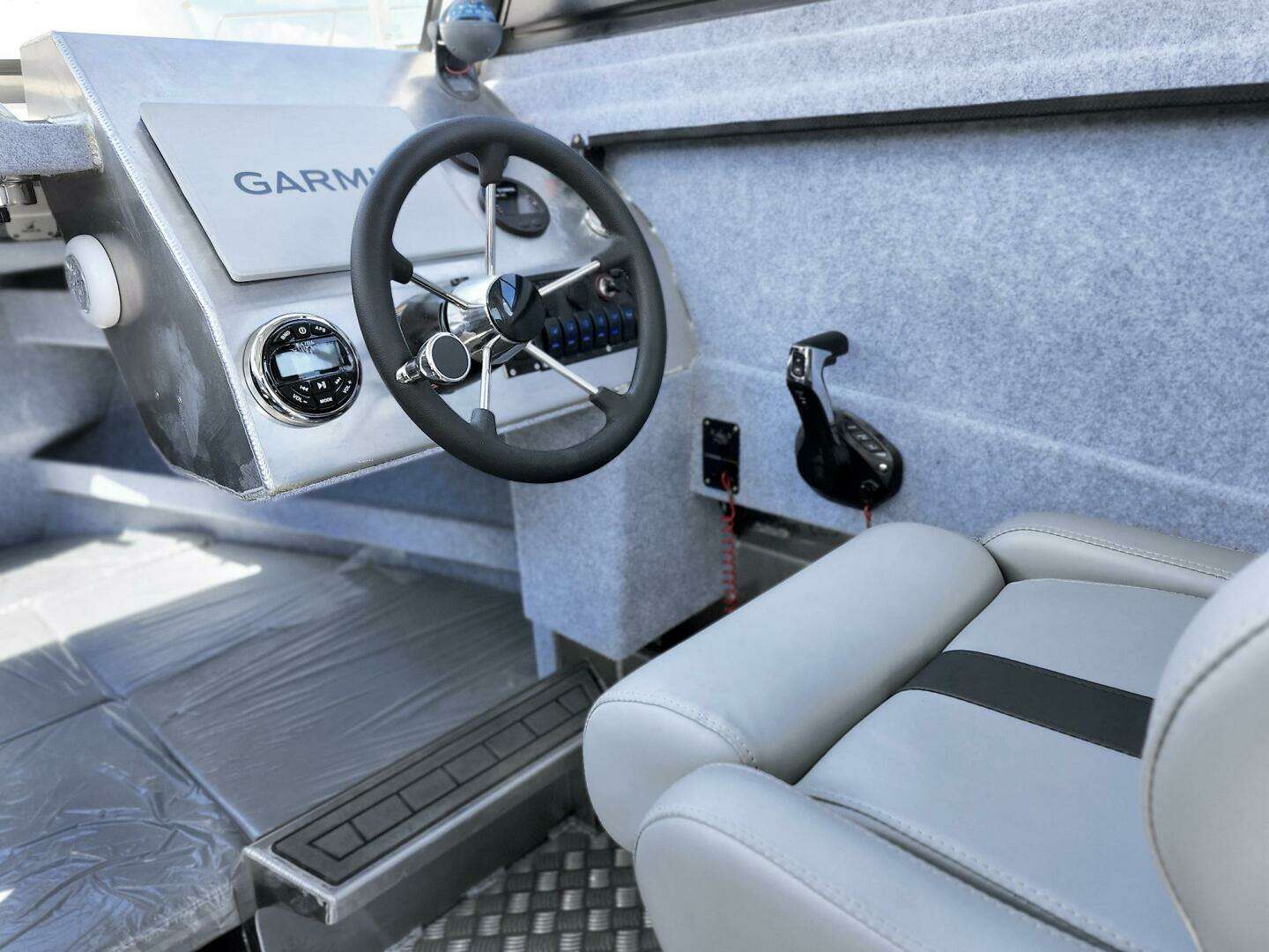 2024 Aluminum Cruiser Profisher 750 - Image 33