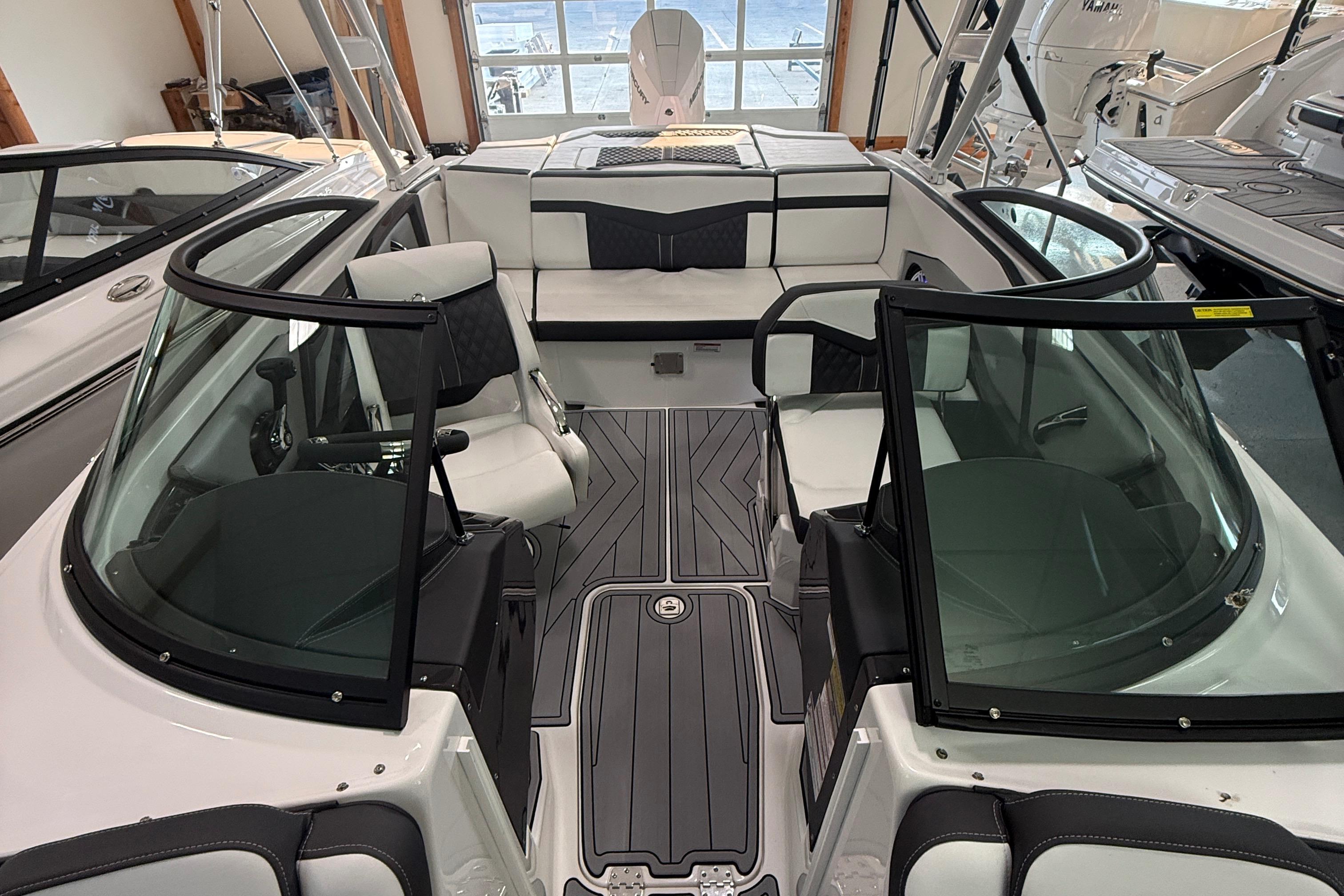 2025 Monterey 235SS Super Sport boat interior with sleek seating and modern design.