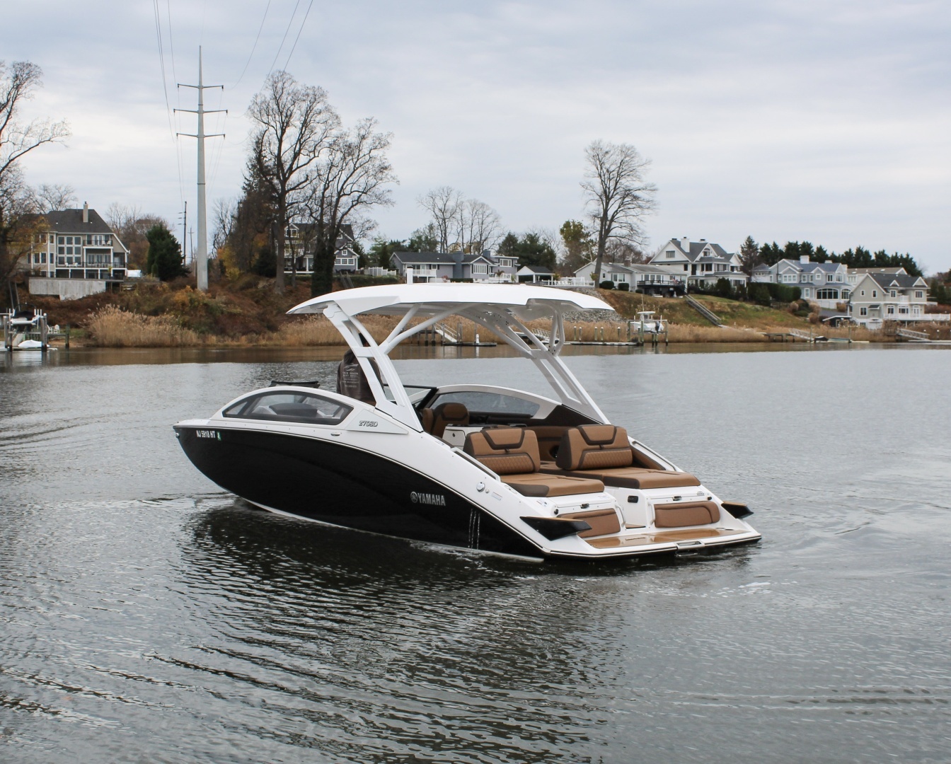 2024 Yamaha Boats 275SD - Image 4