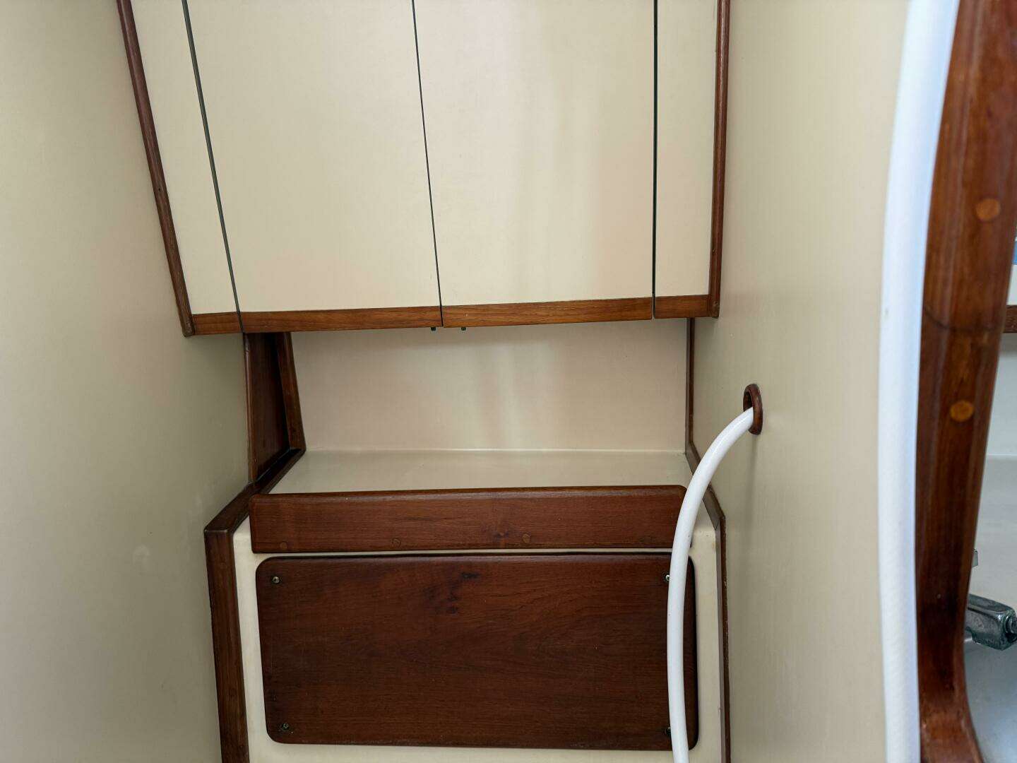 1985 Endeavour 42 - Image 40