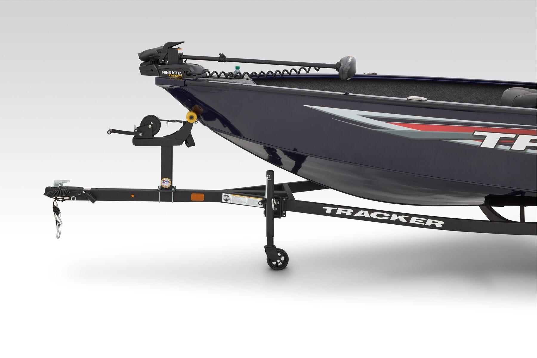 2026 Tracker Super Guide V-16 T - 11