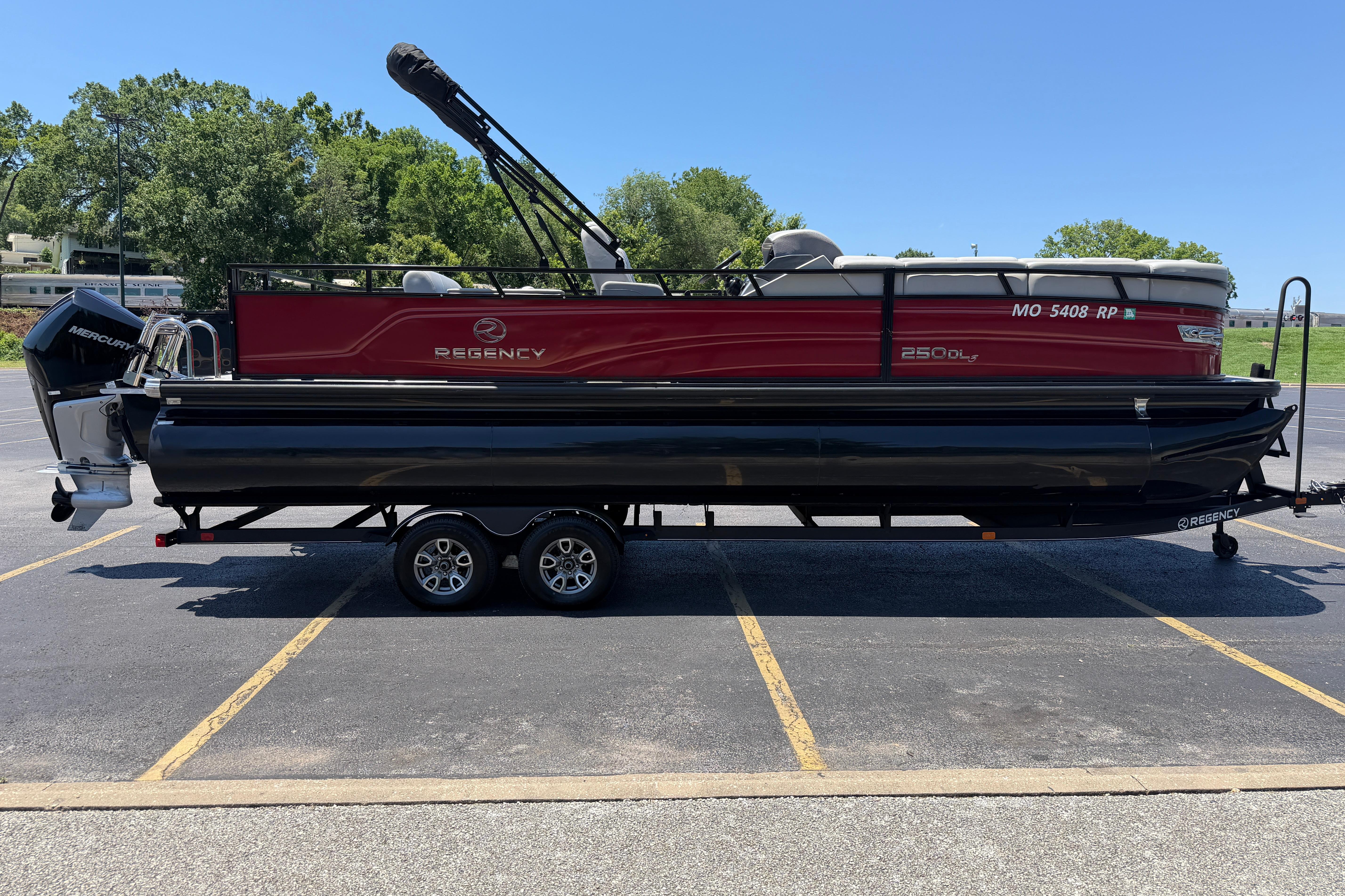 2024 Regency R250DL3