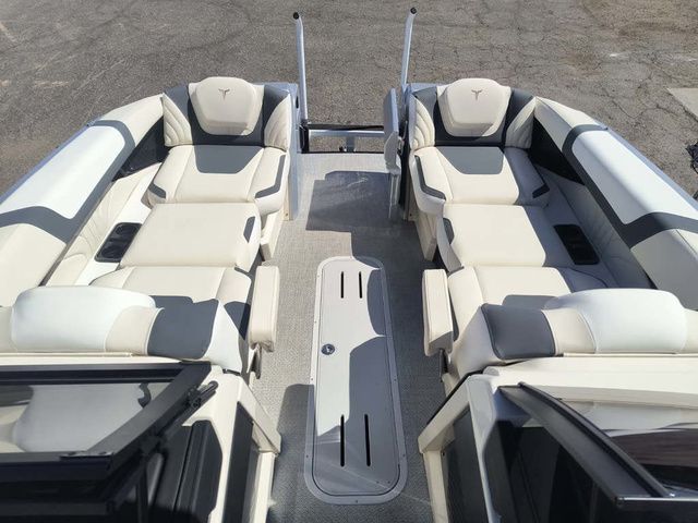 2026 Tahoe Grand Tahoe Elite Windshield 25 FT - 3
