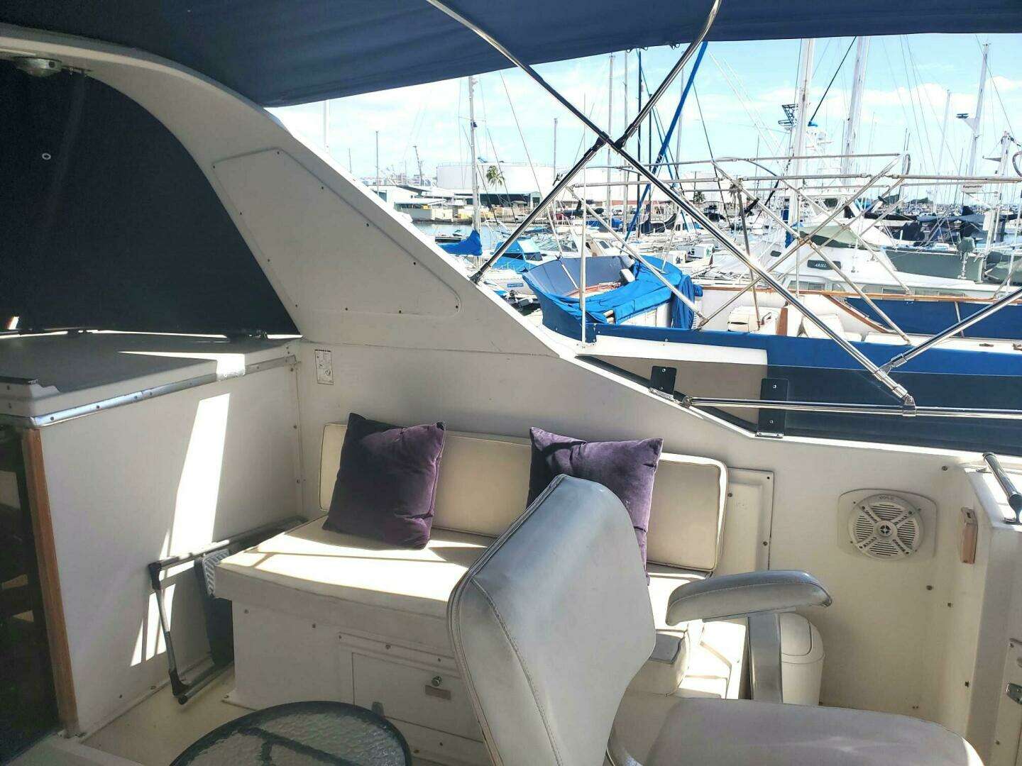 1985 Californian 5239 Cockpit Motor Yacht - Image 37