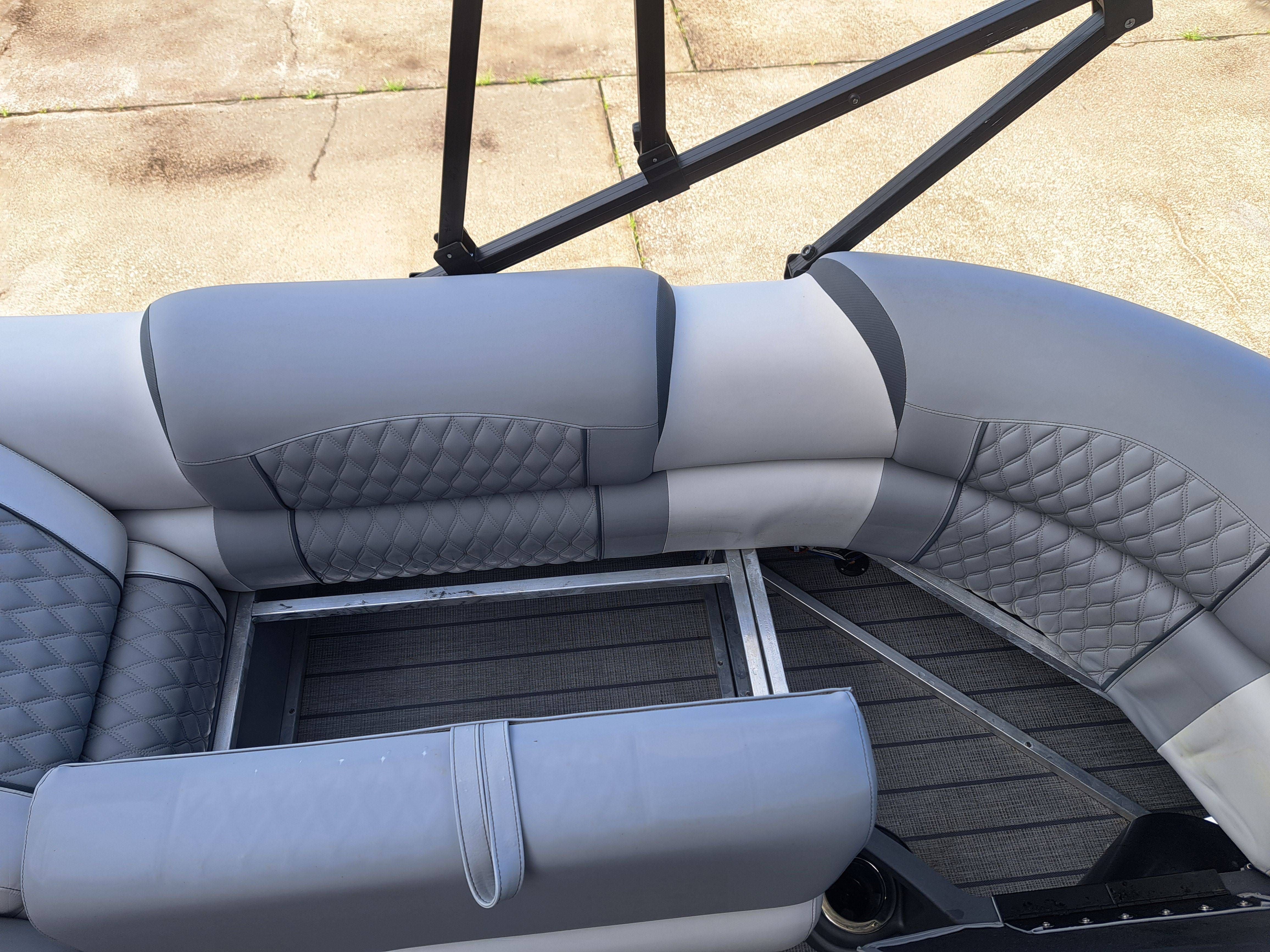 2025 Avalon Catalina Quad Lounge Shift - 23' - 10