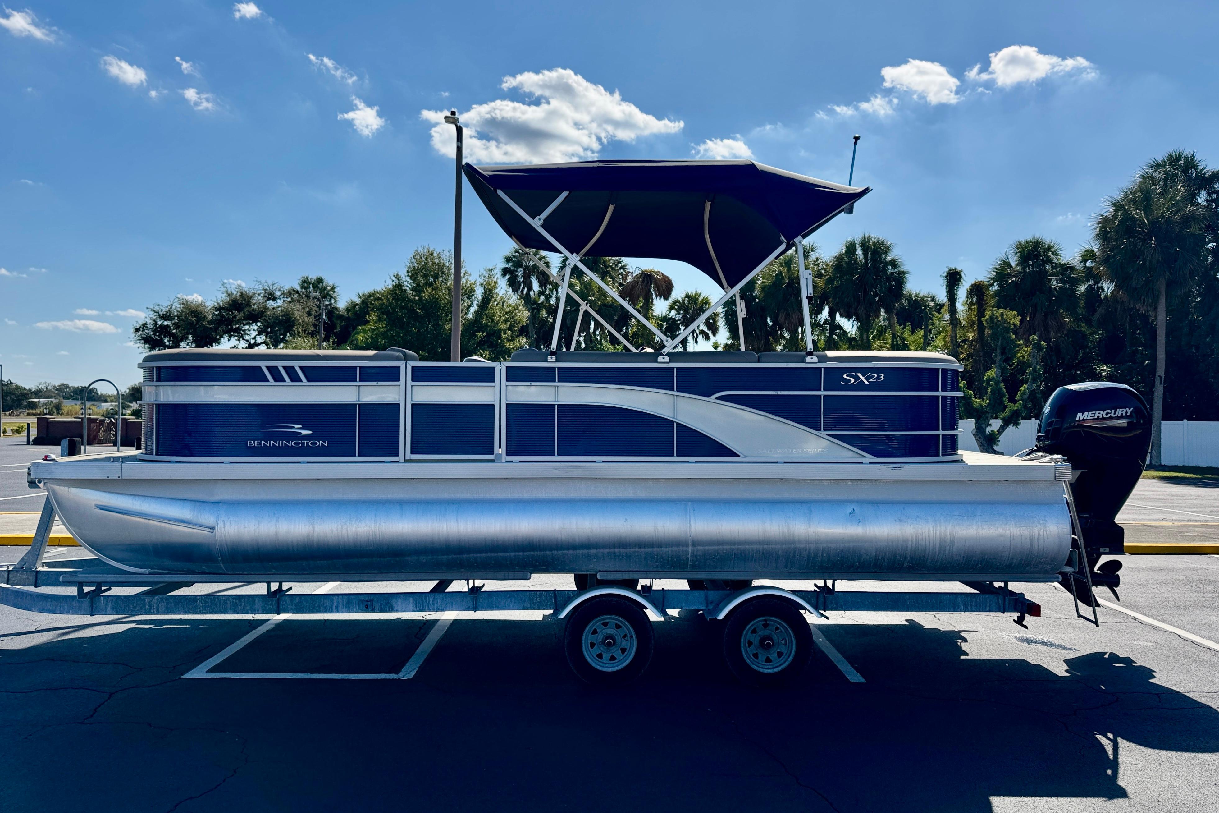 2023 Bennington 23 SX