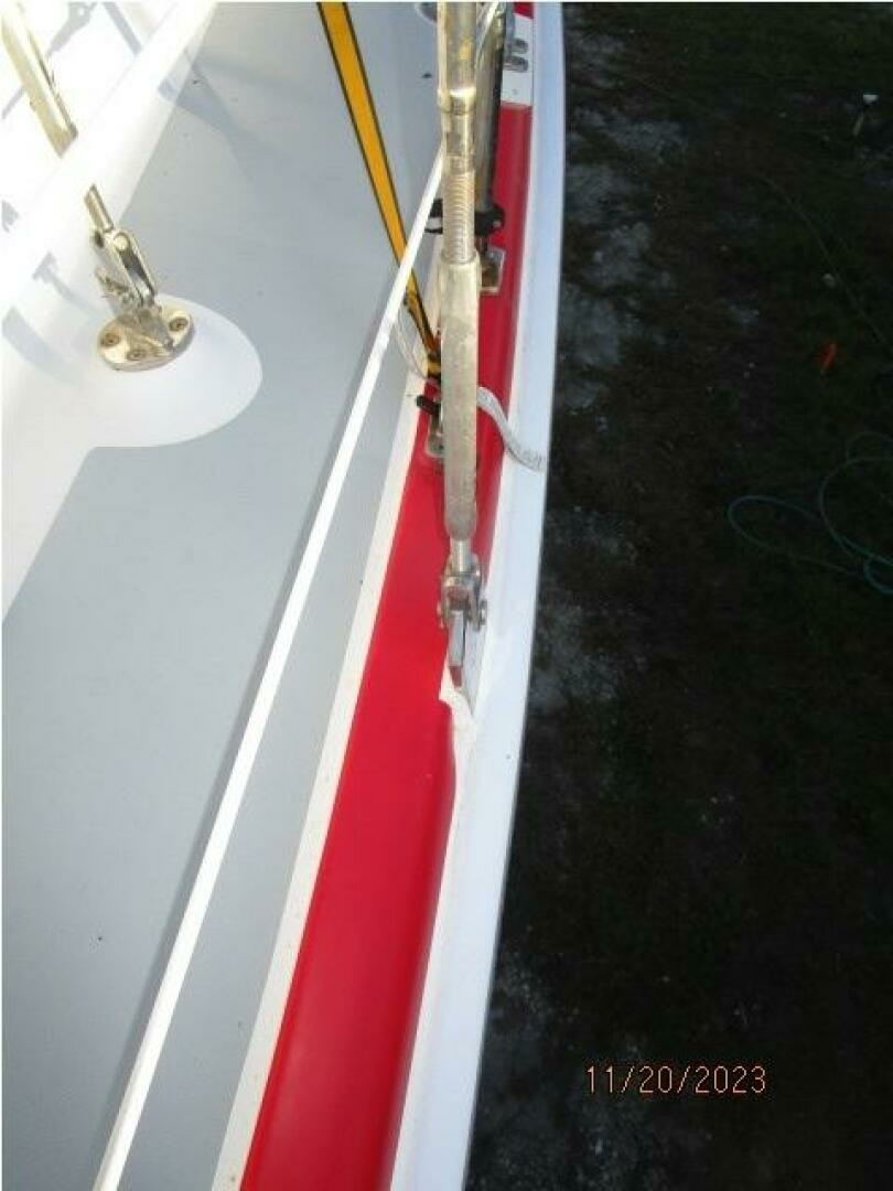 2008 Hunter H41 Deck Salon - Image 15