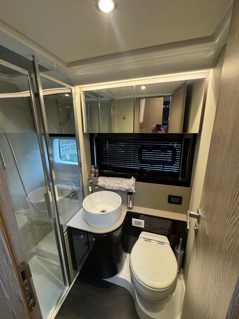 2019 Azimut 51 ATLANTIS - Image 11