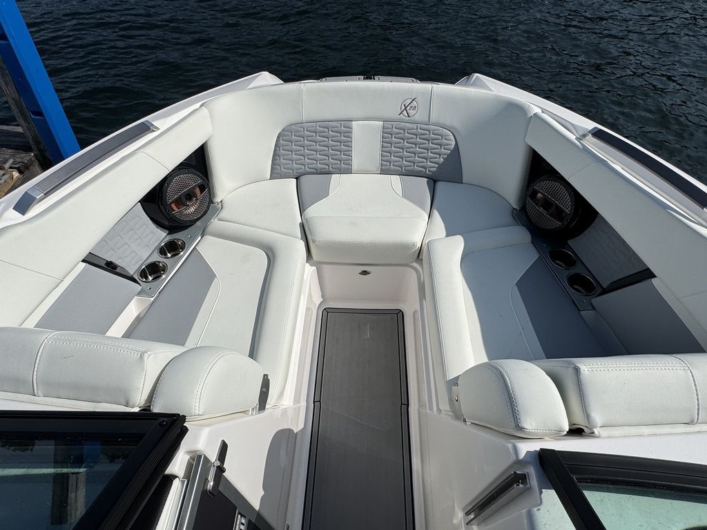2024 MasterCraft X22 - 15