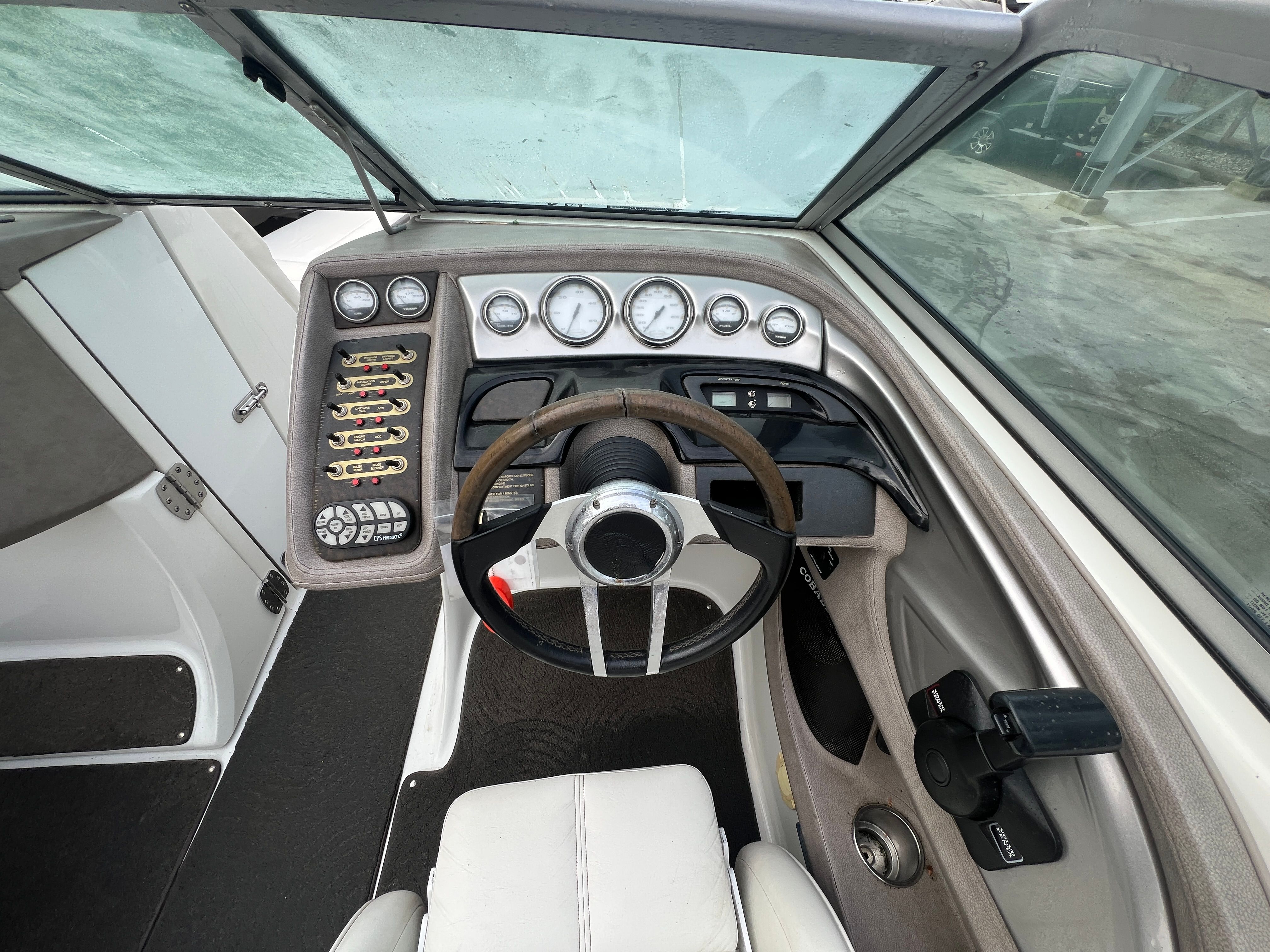 2005 Cobalt 272 - 20