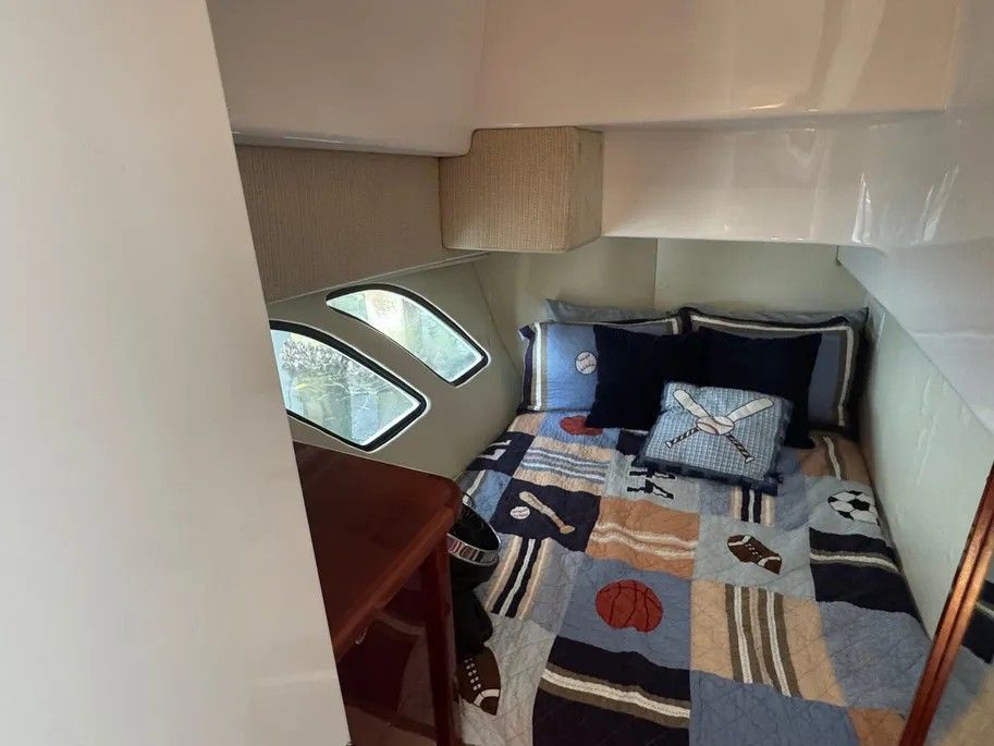 2012 Intrepid 475 - 20
