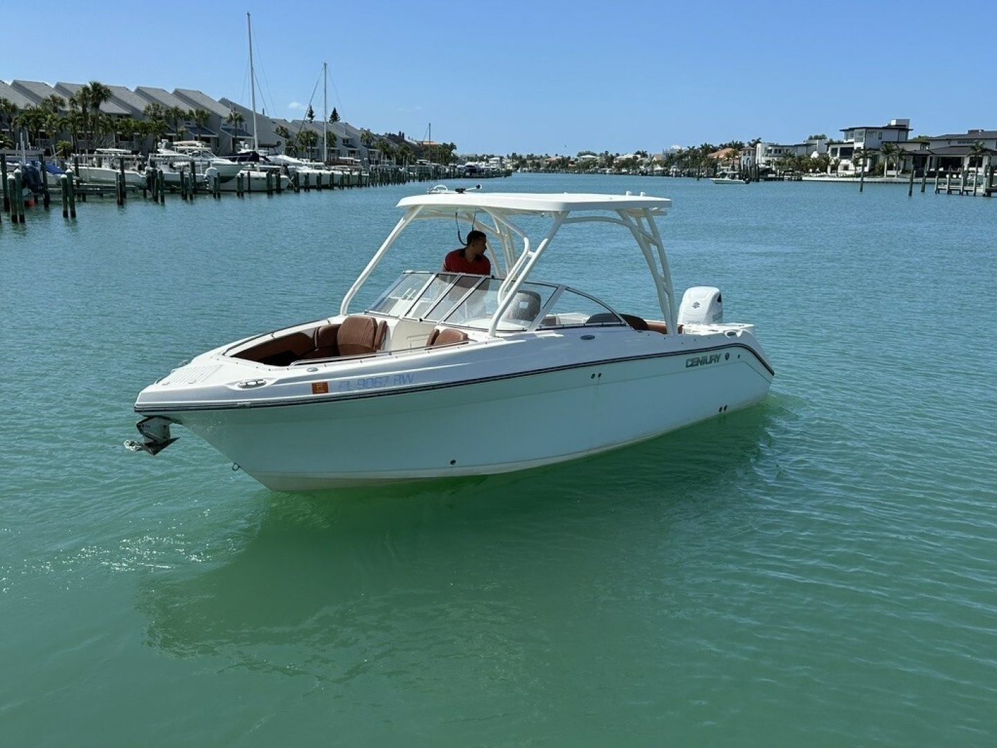 2019 Century 24 Resorter - Image 11
