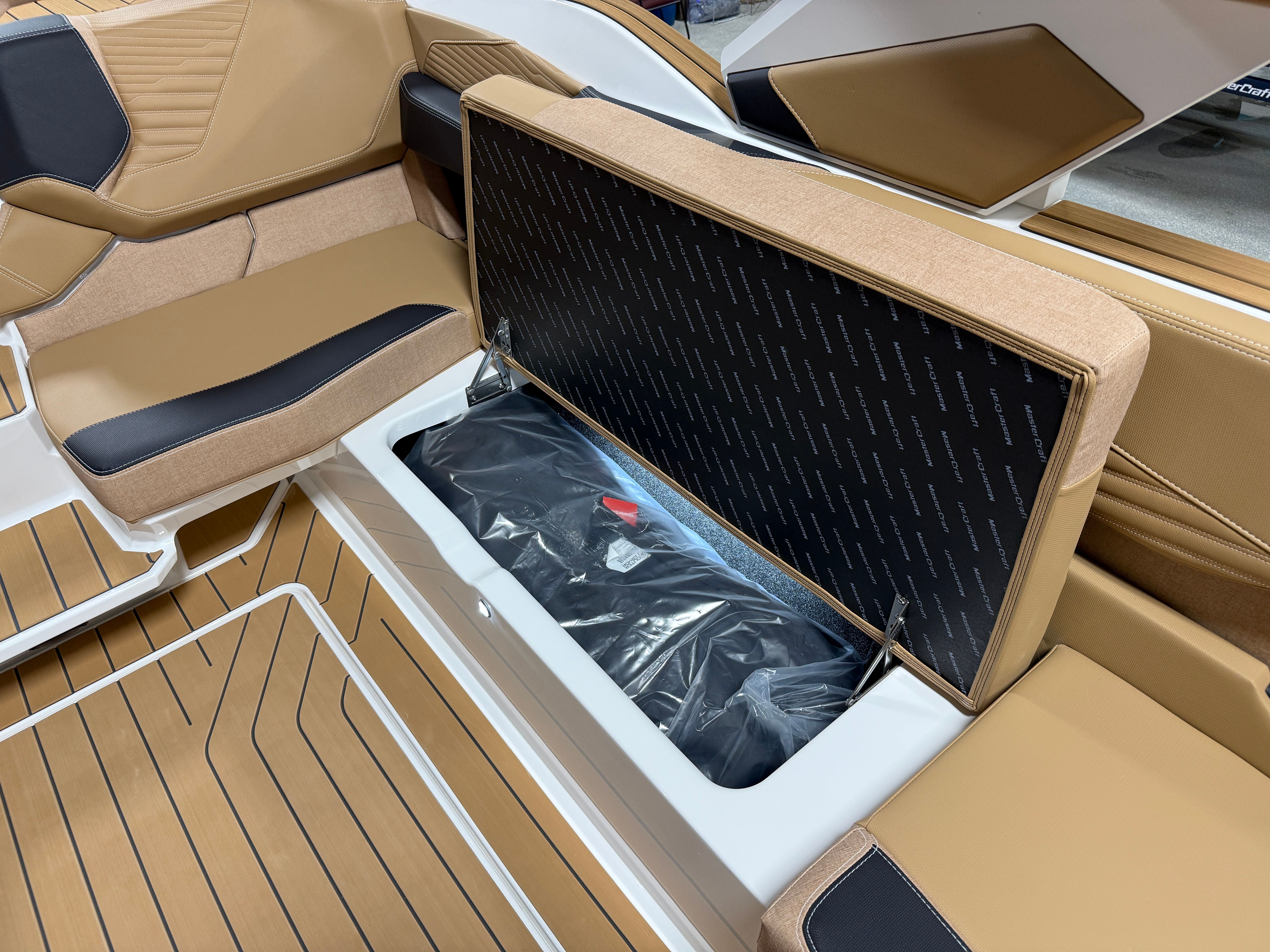 2026 MasterCraft X24 - 43
