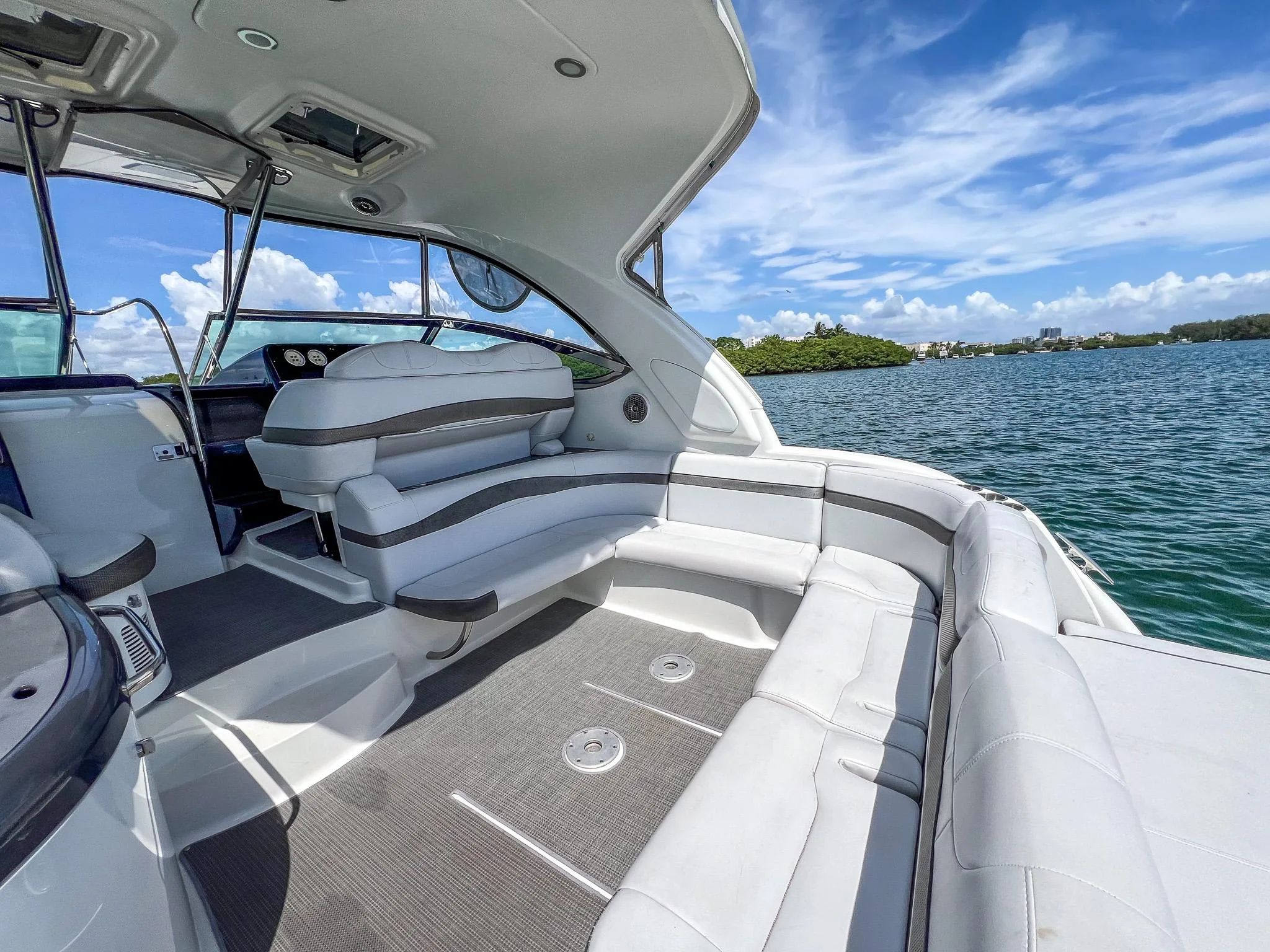 2017 Formula 40 Performance Cruiser - 21