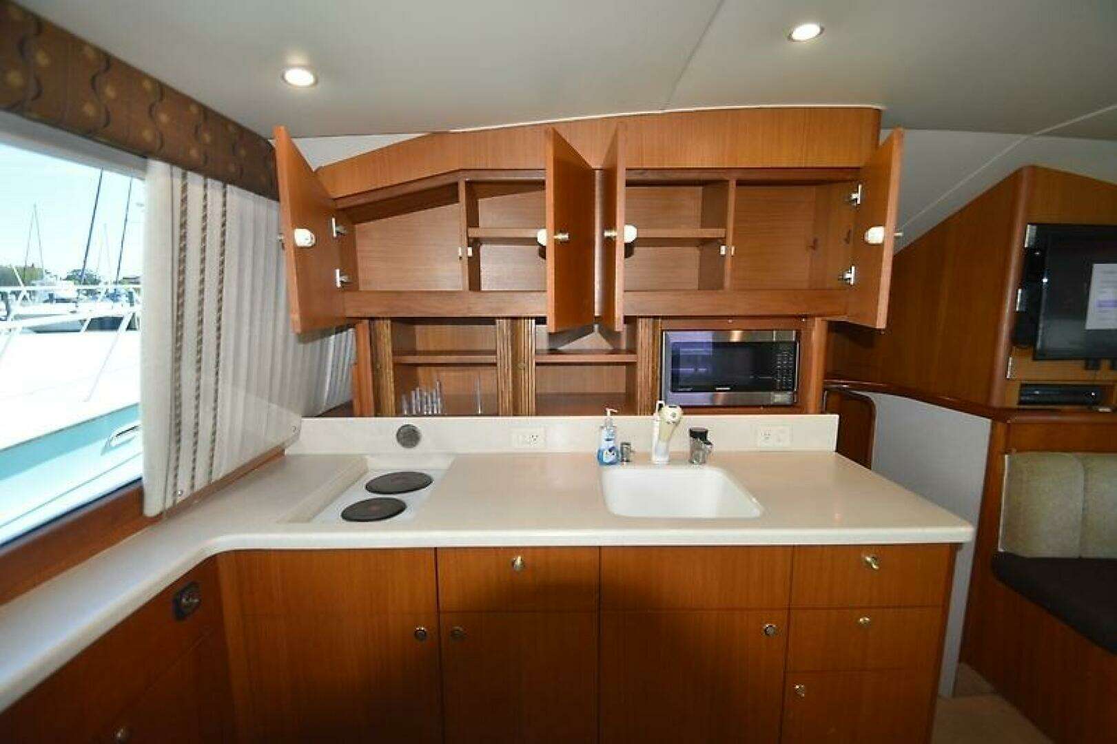1997 Ocean 48 Convertible - Image 24