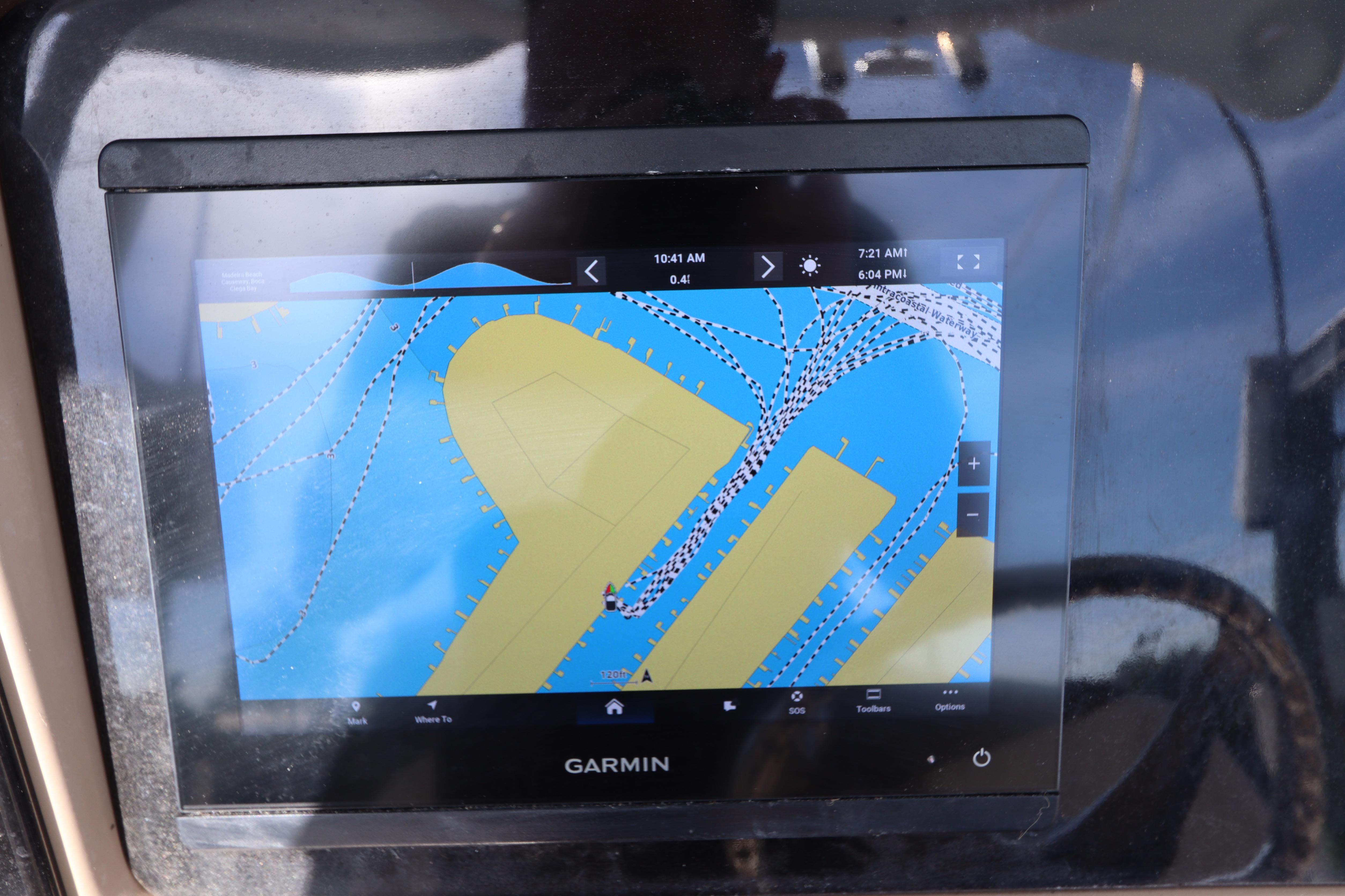Garmin navigation display on 2019 Robalo R242 Center Console boat.