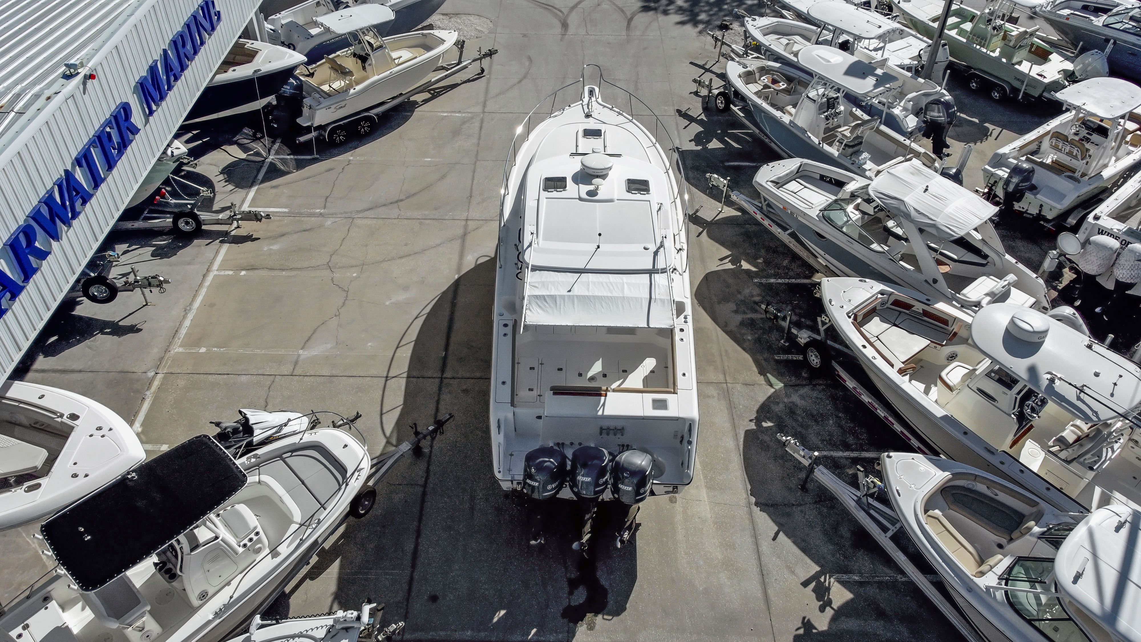 2016 PURSUIT 385 OS - Image 5