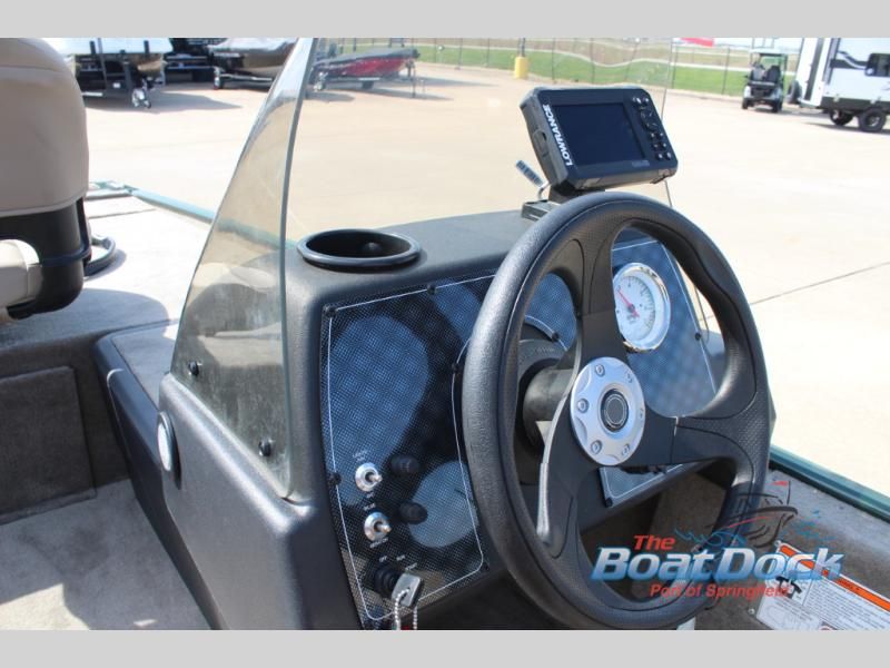 2026 Tracker Bass Tracker Classic Limited - 12