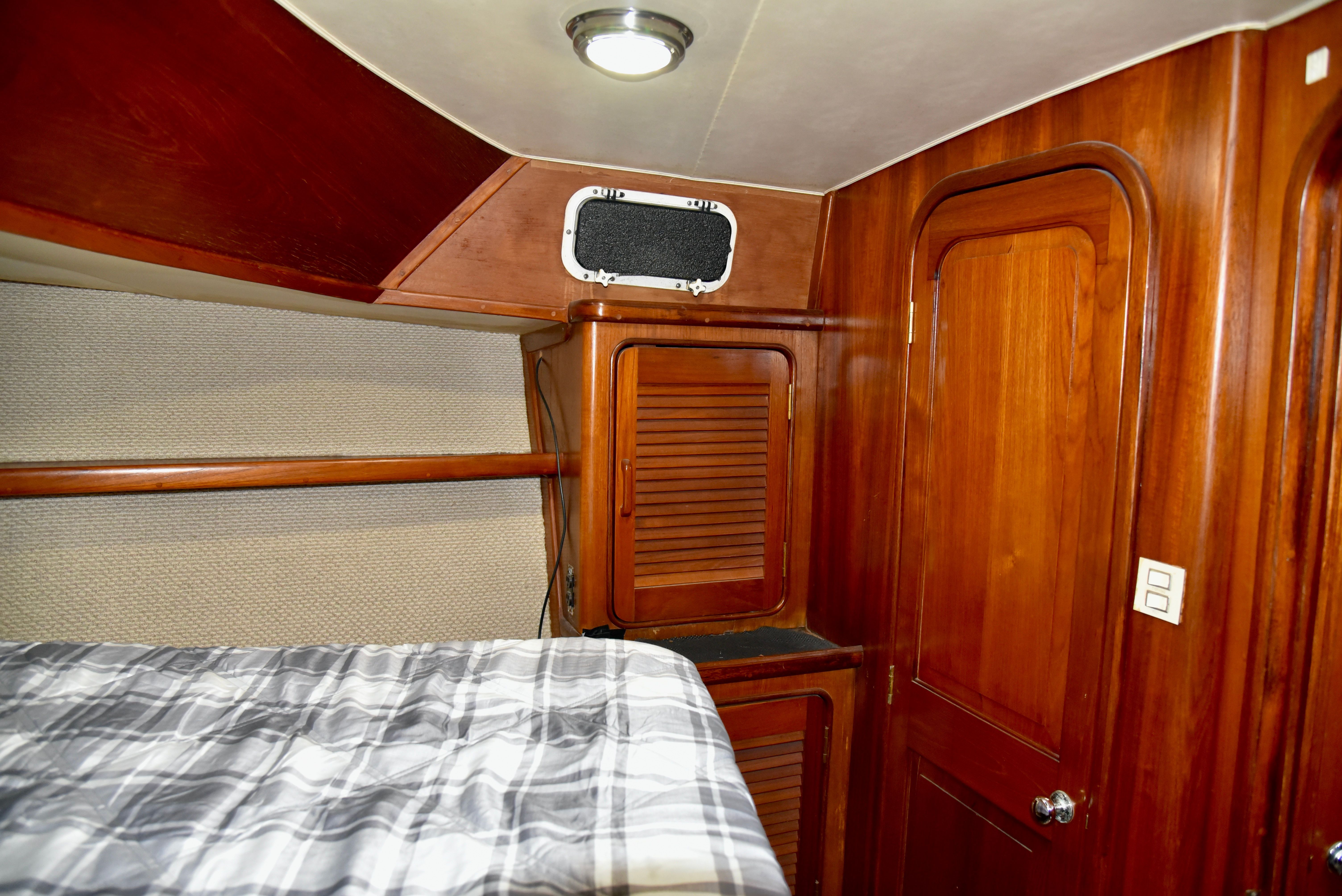 1985 Gulfstar 44ft - 38