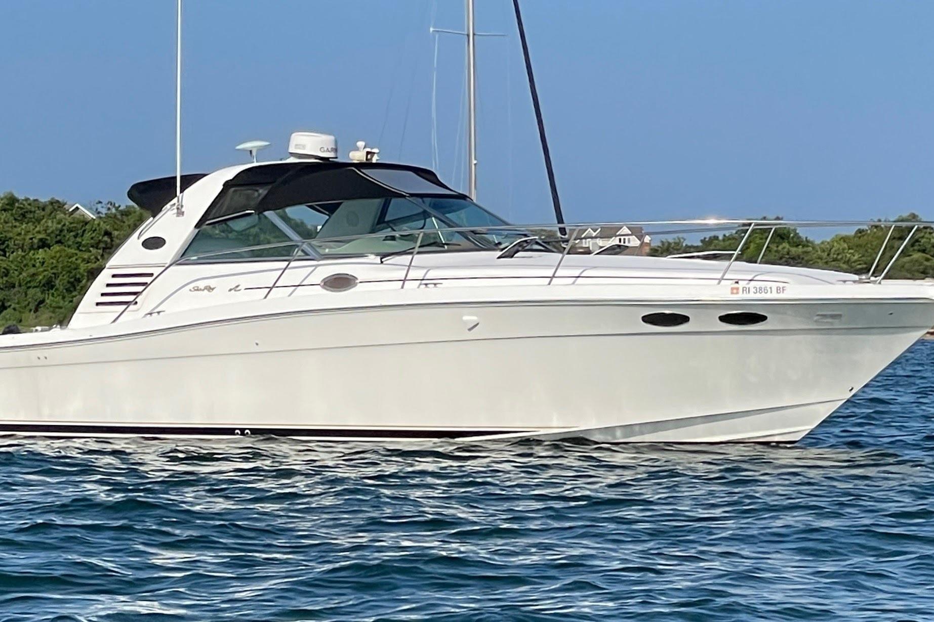 1998 Sea Ray 370 Express Cruiser