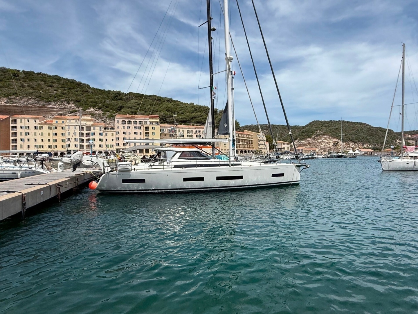 2023 Amel 50 - Image 3