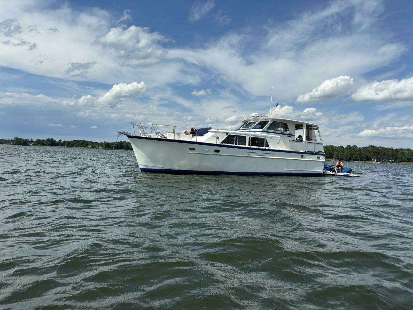 1972 Matthews 4 Flush Deck - Image 9