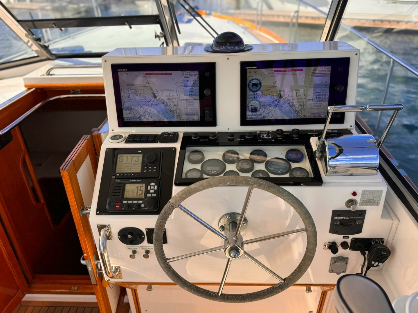 1999 Grand Banks Yachts — - Image 14