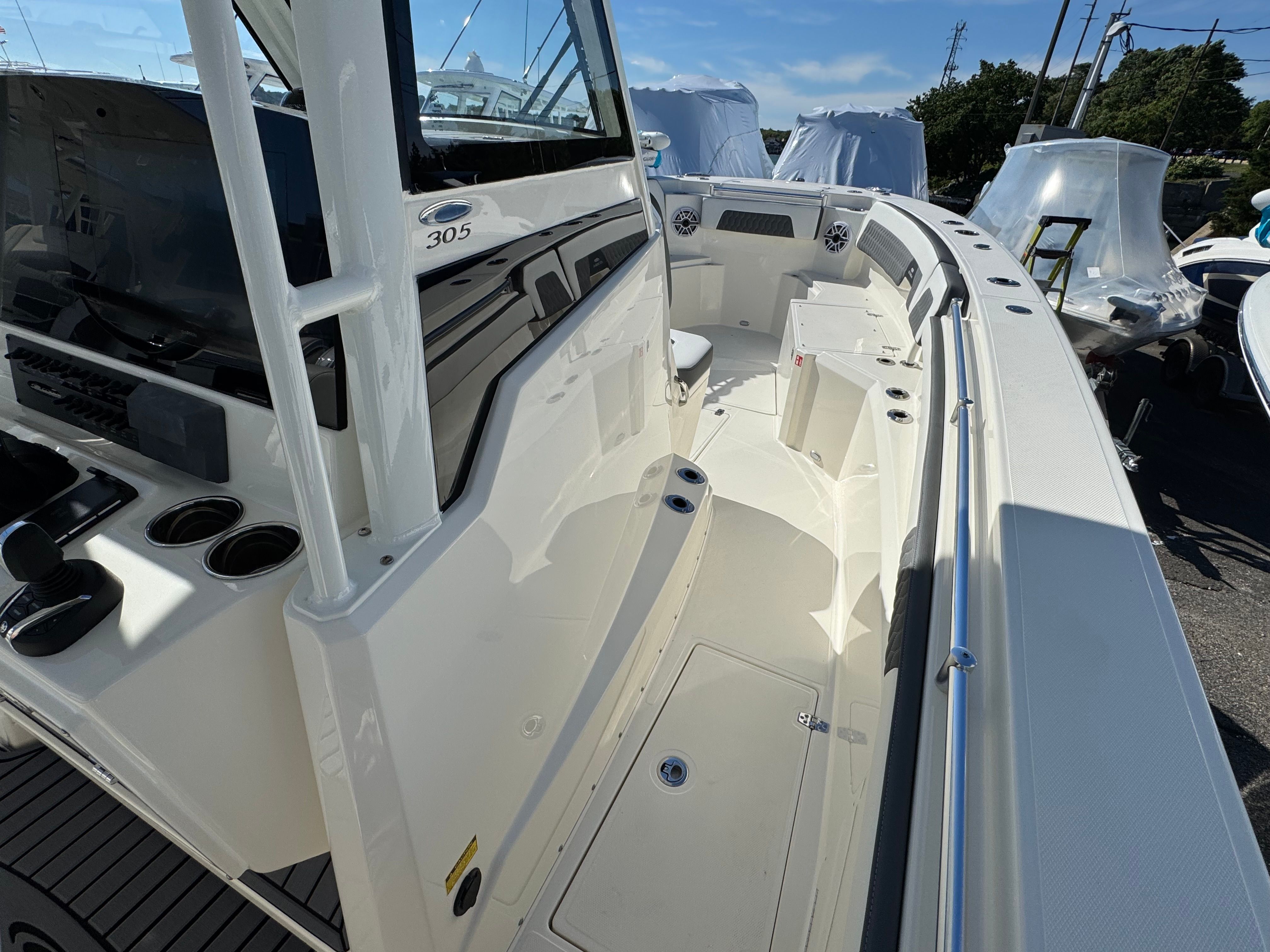 2026 COBIA 305 CC - Image 37