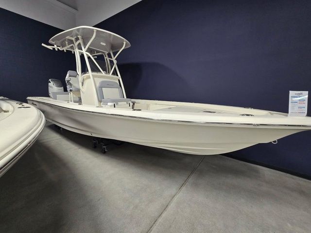 2025 Avenger AV26