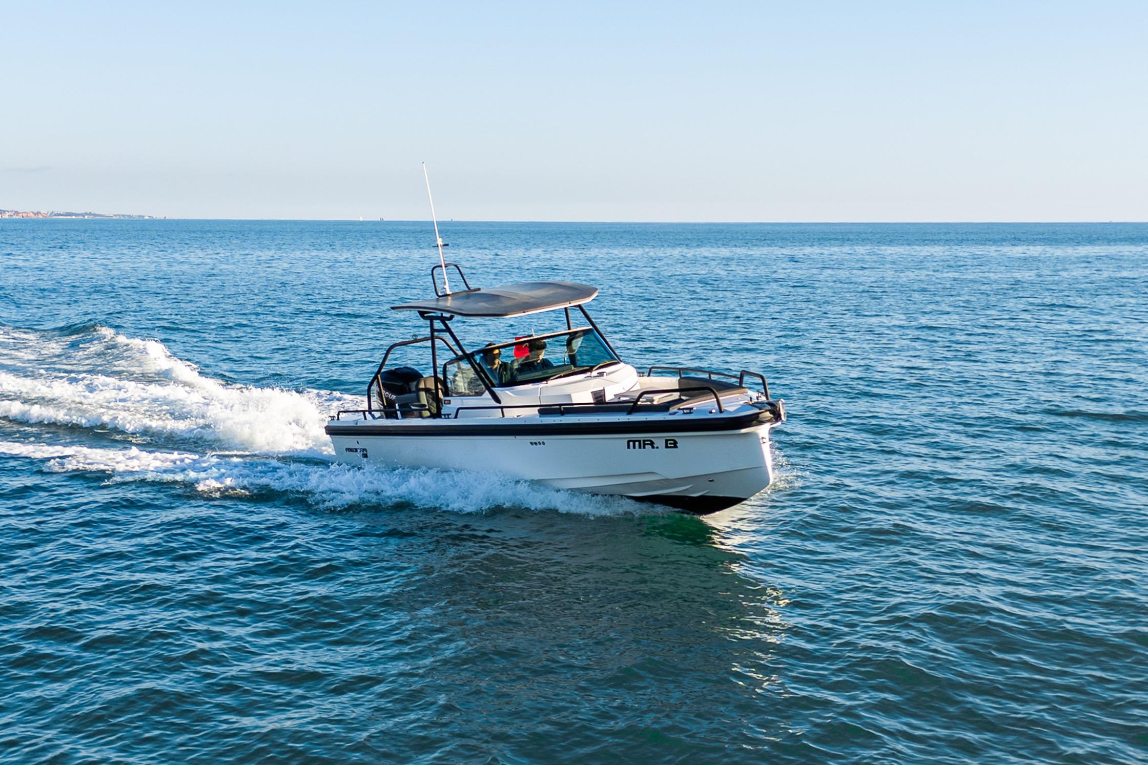 2019 Axopar 28 T-Top