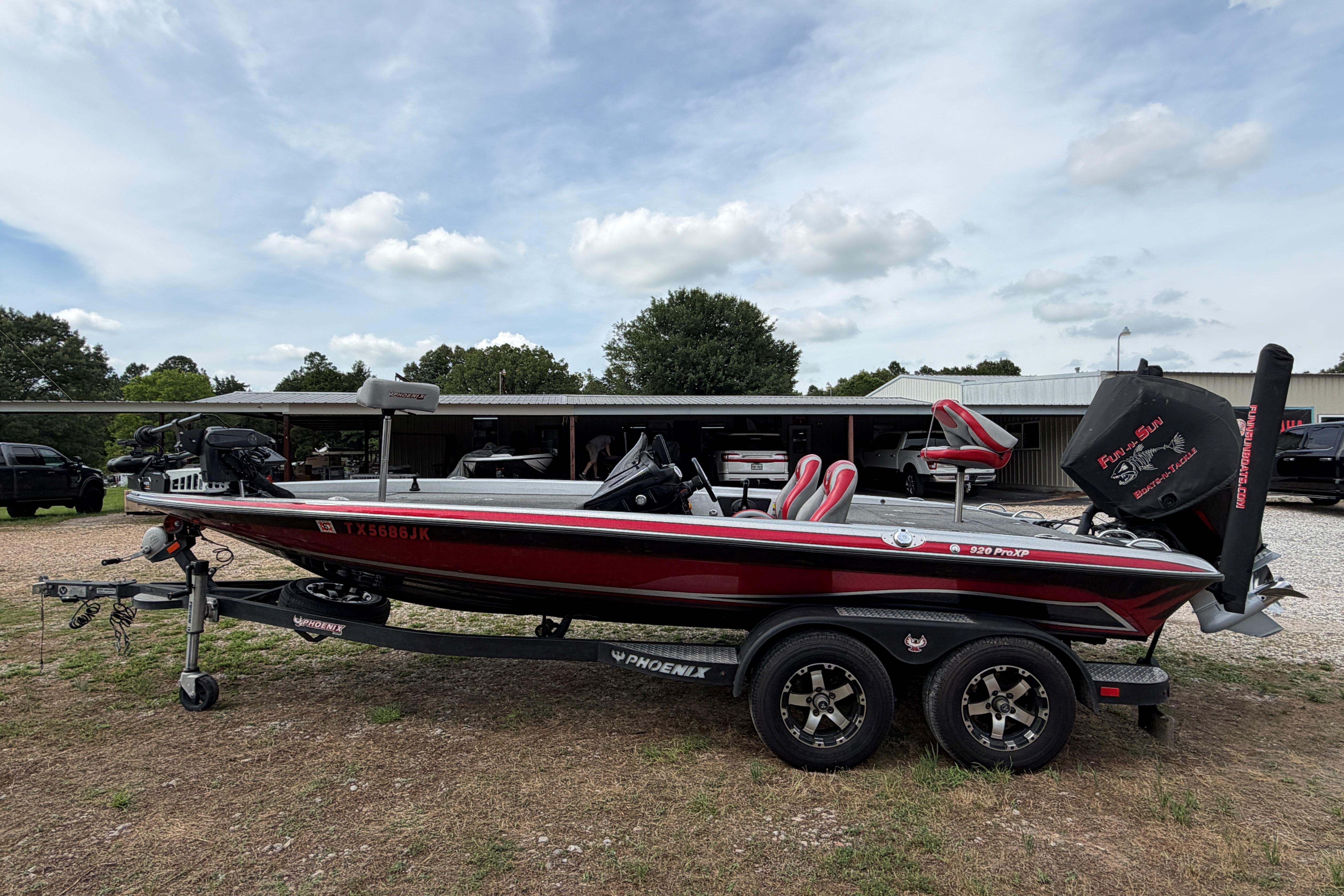 2019 Phoenix 920 ProXP
