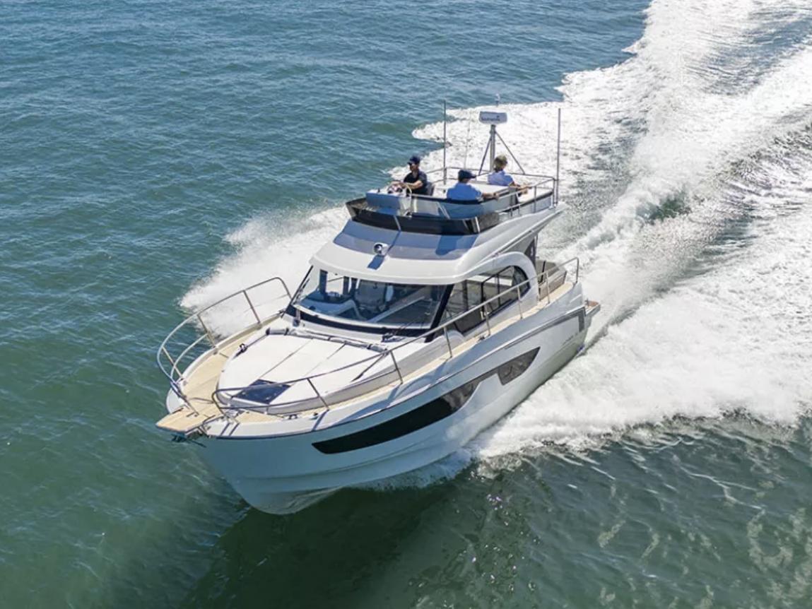 2026 Beneteau Antares 11 Fly