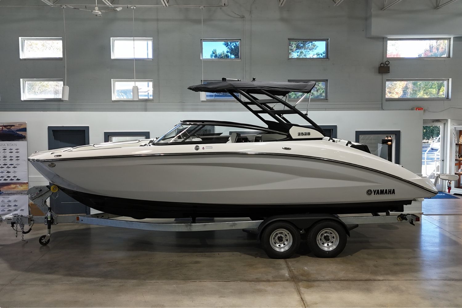 2026 Yamaha Boats 252S